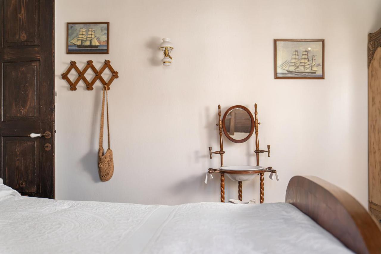 The 1813 Painter'S Villa By Neuvel Γαλαξίδι Εξωτερικό φωτογραφία